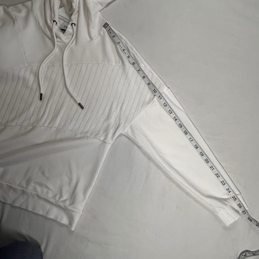 Cabi ATC Roadtrip Hoodie Womens M White Asymmetrical Mixed Texture Button Detail - Picture 3 of 10